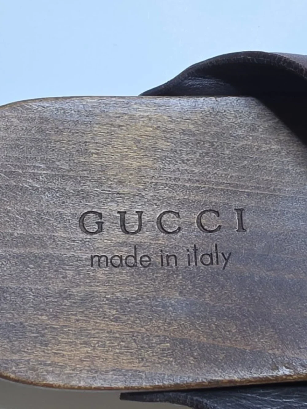 Gucci Guccissima Leather GG Monogram Wooden Cross Over Slide Sandals Sz. 9.5 USA
